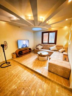 Pyramids Cleopatra - 4