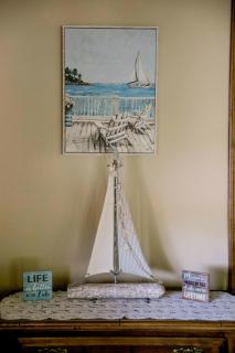 Wine Down on Waneta Lake - Hammondsport - 8