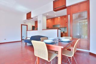 Vittorio Veneto Central Apartment - Facing Station - Salerno - 0
