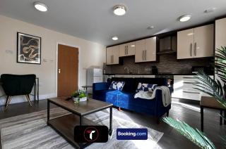 Stylish 2 Bedroom Flat By Tara Stays Short Lets & Serviced Accommodation Watford With Free Parking & Nearby Warner Studios - Watford - 9