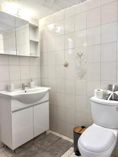 Golden View Apartments - 3