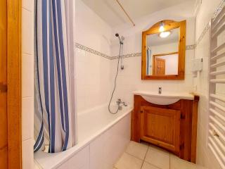 Spacieux Apt. 4P au pied des pistes avec balcon sud, parking couvert, idéal familles, WiFi payant - FR-1-344-763 - Les Menuires - 4