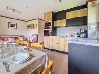 Spacieux Apt. 4P au pied des pistes avec balcon sud, parking couvert, idéal familles, WiFi payant - FR-1-344-763 - Les Menuires - 2