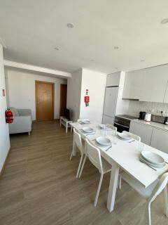 Carcavelos Beach Shared Serviced Apartment 12 - 8