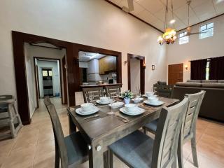 Private Pool Villa 846 - Fong Homestay - Kampong Alor Gajah - 4