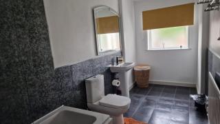 Amani Bungalow - Brandon - 1