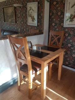 The Old Dairy, comfy 1 bedroom apartment with lounge,bathroom and kitchenette near town, pubs and walks - Ringwood - 6