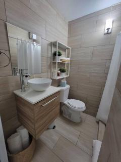 L & R Studio - Mayaguez - 7