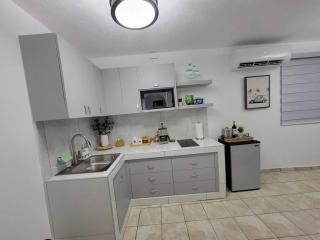 L & R Studio - Mayaguez - 3