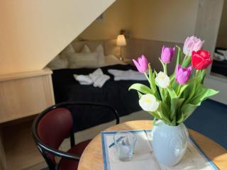Hotel-Pension Zur Mole - Wiek auf Rügen - 9