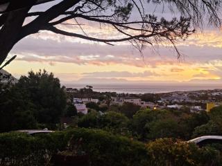 Bekker's Lodge - Gordonʼs Bay - 3