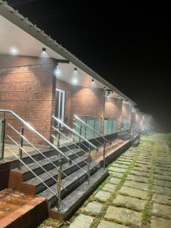 Sabas Tent & Cottages - Mahabaleshwar - 2
