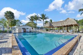 Charming Studio Retreat Pool BBQ - Boca Raton - 7