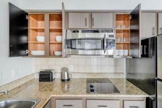 Blueground Gateway gym pool near stadium ATX-251 - 4