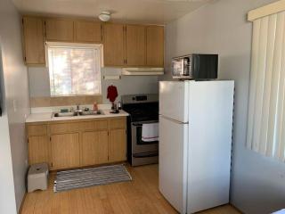 Private Studio GuestHouse With Everything! - 8