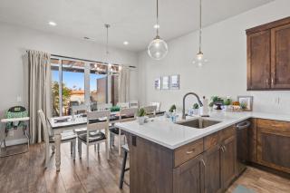 Ocotillo 69 3 Bedrooms with a Private Hot Tub, Fire Pit, and Private Patio - 3