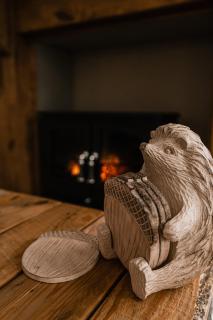 Hedgehog Lodge at Owlet Hideaway - with Hot Tub, near York - 5