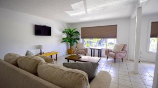 Banana Peel Lodge - Panama City Beach - 1