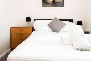 Greenings Apt Warrington - 2 Bed with FREE off road Parking & Wifi - Warrington - 5