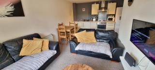 Greenings Apt Warrington - 2 Bed with FREE off road Parking & Wifi - Warrington - 8