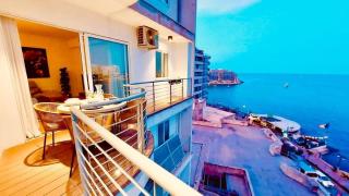 Stunning beachfront apartment in St Julians - 7