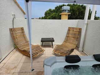 Nautica bulles jacuzzi privatif vue lac marin - 6