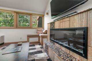 Tamarron Gambel Oak - 724 - 2