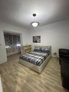 E&B Cosy Apartment 2 - Tirana - 8