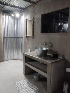 Okuti Kwa Dala Self-Catering Accommodation - - 6