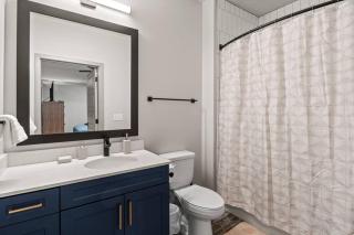 Luxury Apt, Min to DT, Gym, Pool - Nashville - 7