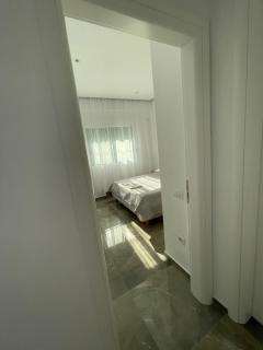 Apartment for rent - Sarandë - 9