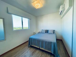 Apto 6º andar, 200m praia, 15min Beto Carrero, 2 quartos, sacada com churrasqueira - 8