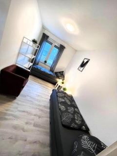 GÜNSTIGE PREMIUM UNTERKUNFT in MÖNCHENGLADBACH - 7