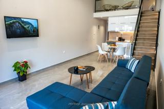 S&J Luxury Apartments - Stratoni - 9