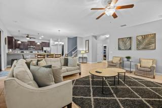 Star Wars 7 Bed Pool Home with Game Room home - 5