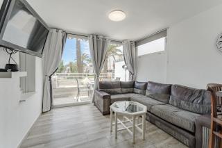 Primavera Tranquil Retreat 2-Bedroom Apartment with Balcony, Garden View & Fiber WiFi - Arona - 8
