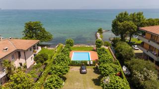 Incantevole location fronte lago - Sirmione - 9