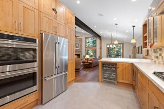 Daybreak Retreat at Carnelian Bay by Tahoe Getaways - Newly Remodeled 4BR w Private Hot Tub - Carnelian Bay - 3