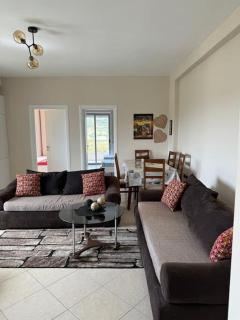 Cozy & Spacious Apartment VLORA - 0