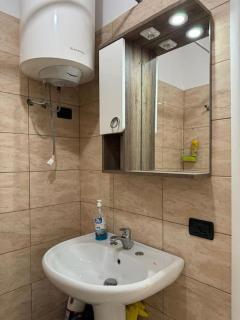 Cozy & Spacious Apartment VLORA - 2