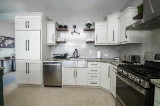 Spacious 4-Bed Villa in Placencia Village w Pool - Placencia - 4