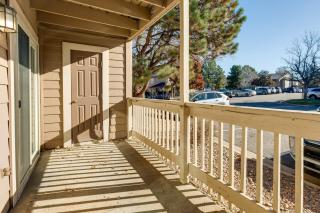 1 Mi to Light Rail Englewood Condo with Pool Access - 8
