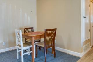 1 Mi to Light Rail Englewood Condo with Pool Access - 3