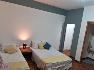 Casa Térrea 3 Dorm SP Expo Paralimpico - 1