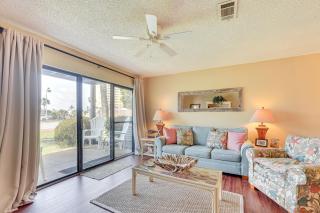 Breezy PCB Retreat with Balcony - Walk to Beach! - Panama City Beach - 7