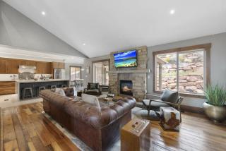 Heber Hideaway Exquisite Home with Hot Tub - Heber City - 0