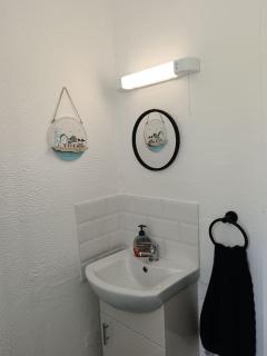 Dingle Escape -2 Bed -Sleeps 4 - 1
