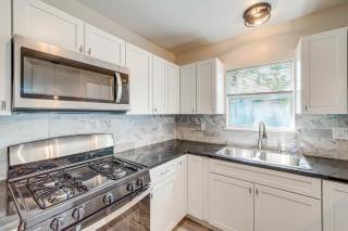 Remodeled Tulsa House with Yard about 4 Mi to Downtown! - 1