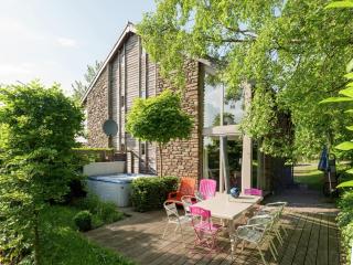 Cozy Holiday Home with Jacuzzi and Sauna in Ovifat - Longfaye - 4