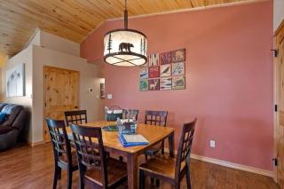 Cabin with Wild Horses, Fireplace, Dog Friendly & StarLink - Overgaard - 3